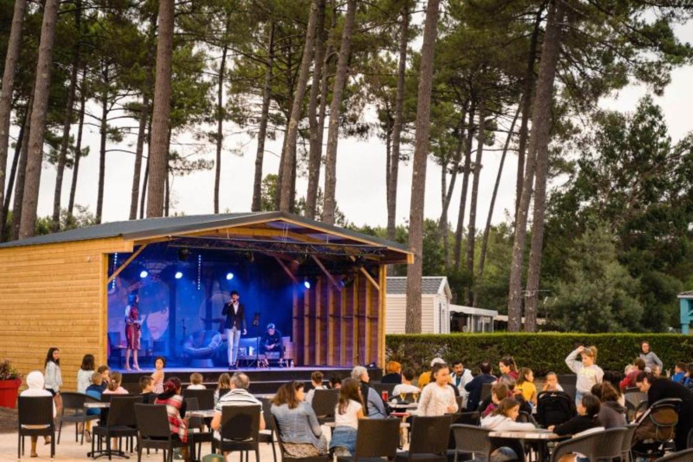 Sbvacances Tout Confort 2Ch Et 1Sdb, Environnement Calme Et Verdoyant Dans Camping 4 Etoiles Saint-Julien-en-Born Luaran gambar