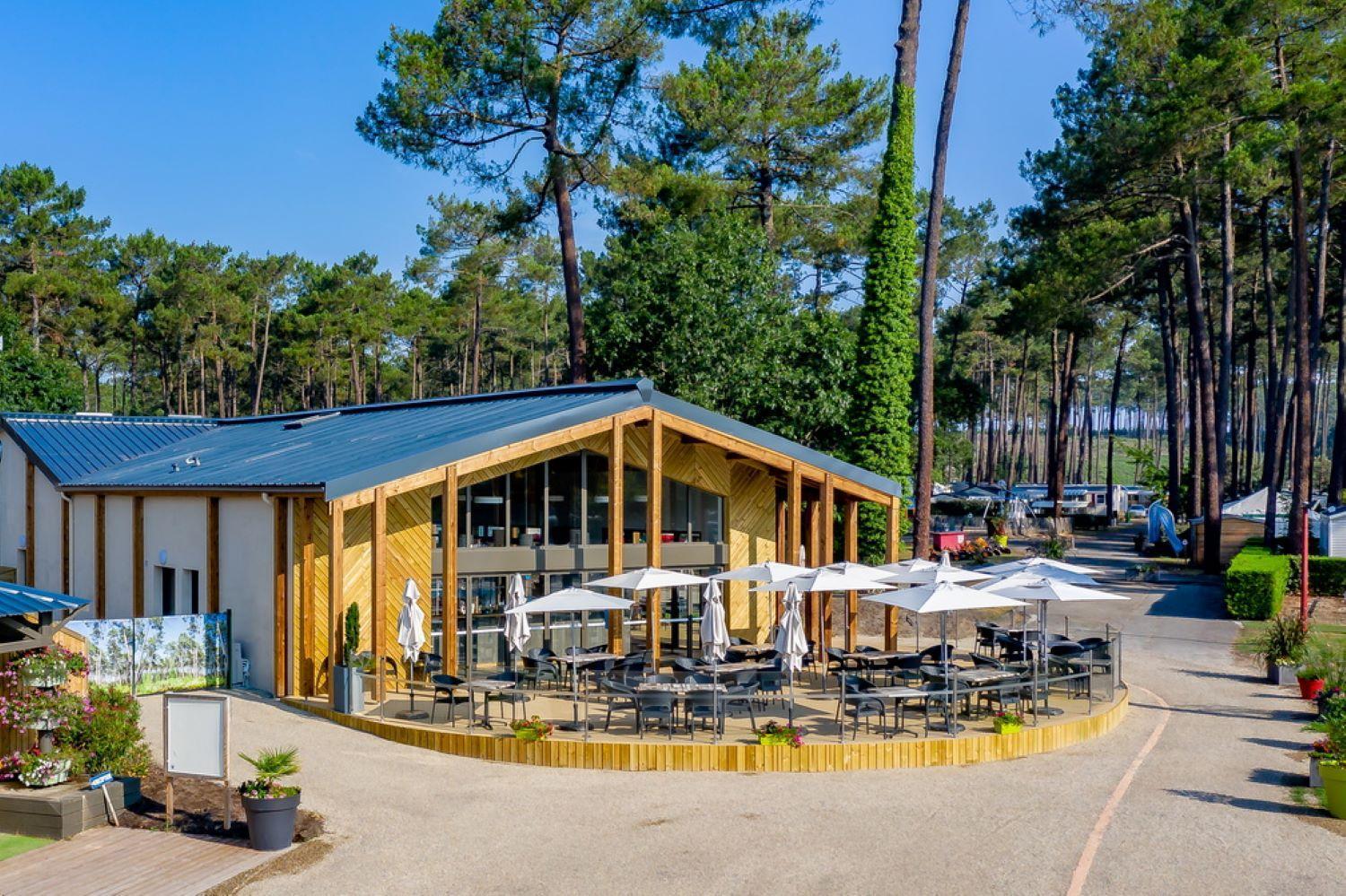 Sbvacances Tout Confort 2Ch Et 1Sdb, Environnement Calme Et Verdoyant Dans Camping 4 Etoiles Saint-Julien-en-Born Luaran gambar