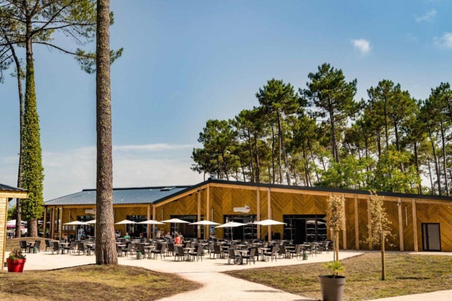 Sbvacances Tout Confort 2Ch Et 1Sdb, Environnement Calme Et Verdoyant Dans Camping 4 Etoiles Saint-Julien-en-Born Luaran gambar